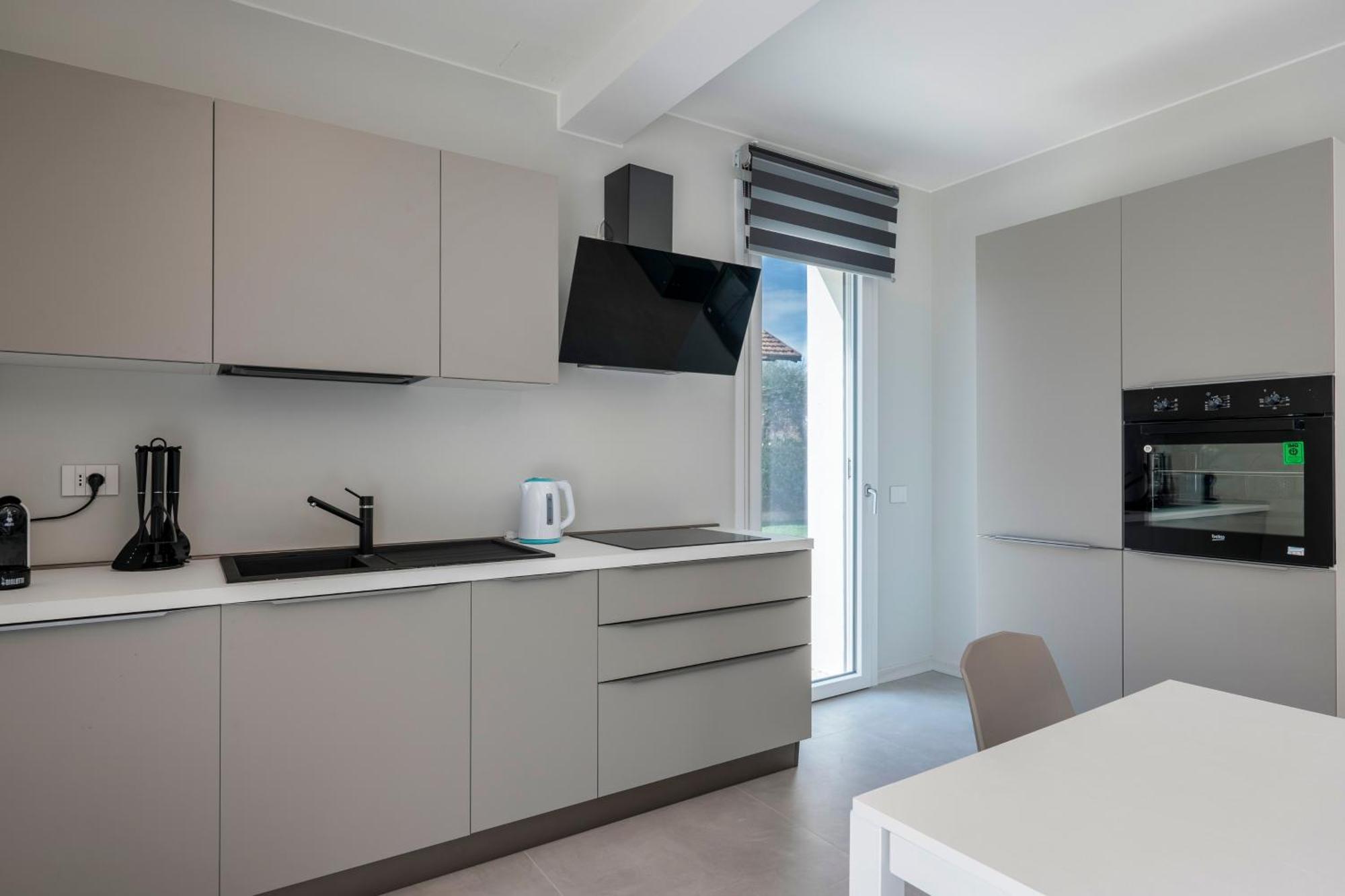 Malvezzi Apartments Ντεζεντσάνο ντελ Γκάρντα Εξωτερικό φωτογραφία