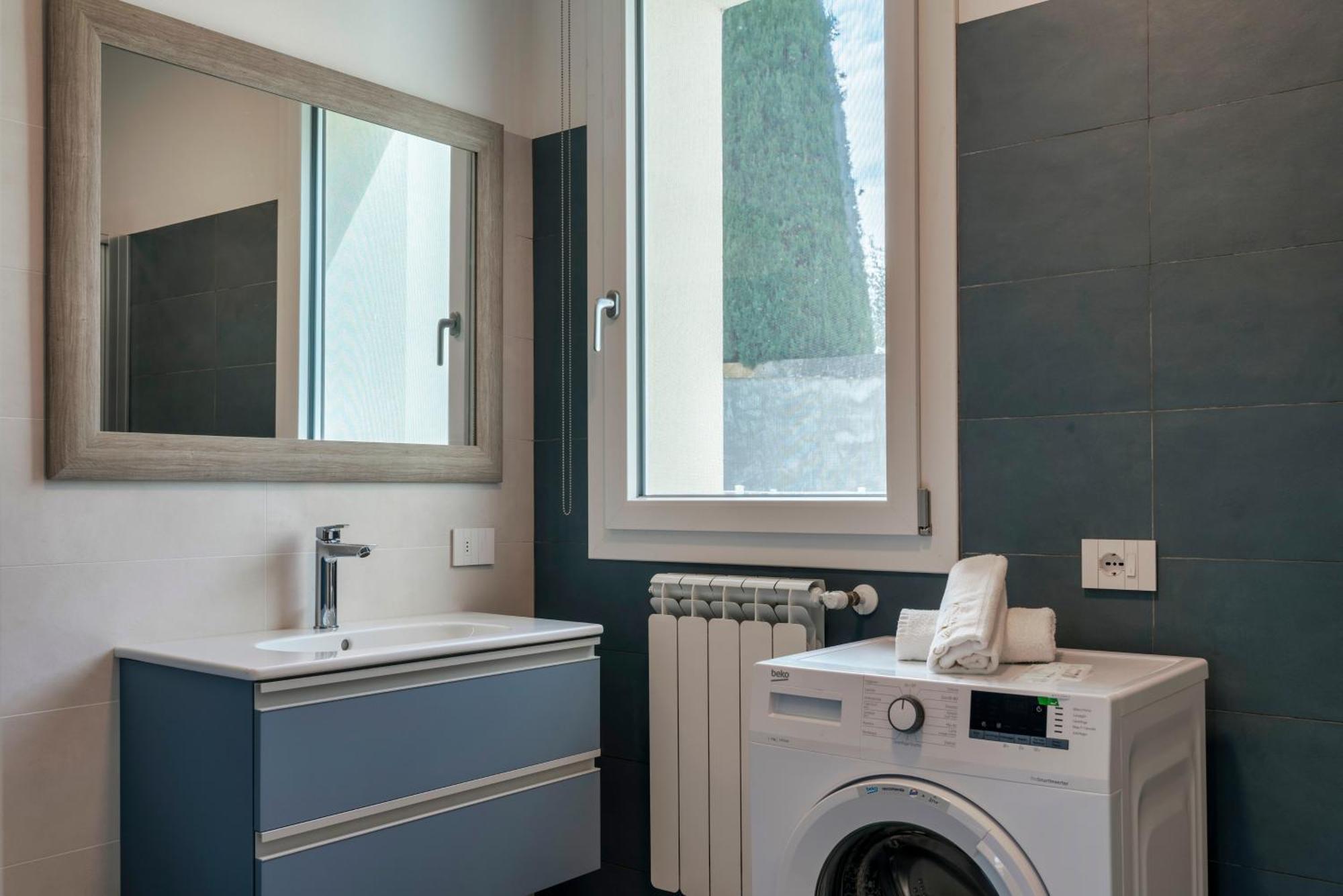 Malvezzi Apartments Ντεζεντσάνο ντελ Γκάρντα Εξωτερικό φωτογραφία